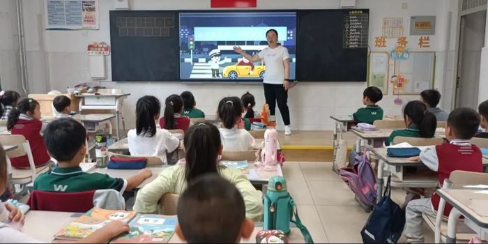 拒绝酒驾，景汇小学让小手拉大手