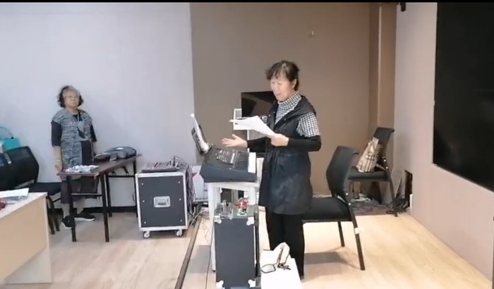 义务教歌十五载 七旬退休教师和她的银龄合唱团