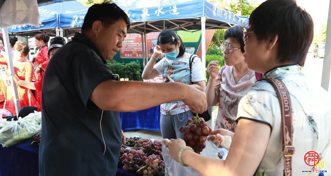 两地同狂欢！泉水人家“开街”一周年 限定优惠秒售空