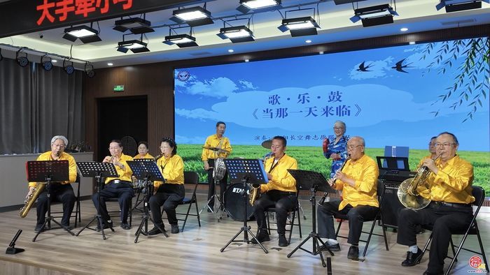 大手牵小手，济南市历下区燕山小学孩子们的儿童节这样温暖度过~
