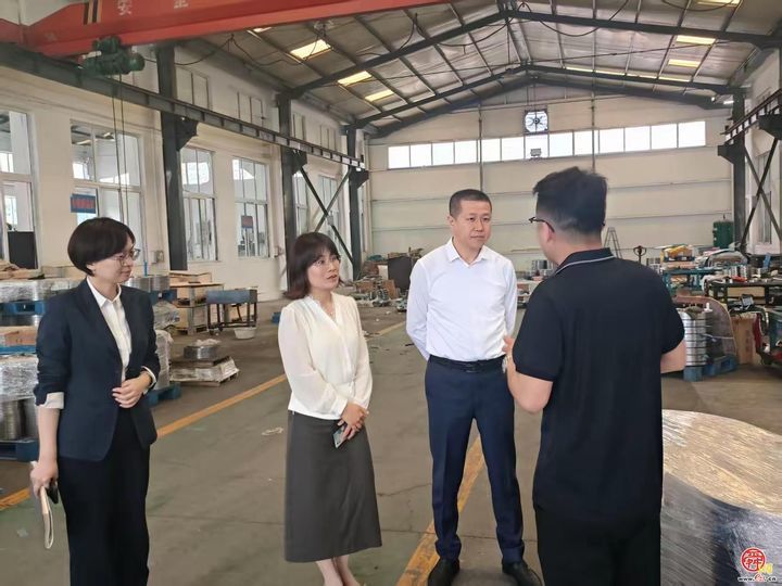 普集街道商会举办2025年首期“普商·创享汇”外贸类企业金融业务惠企座谈