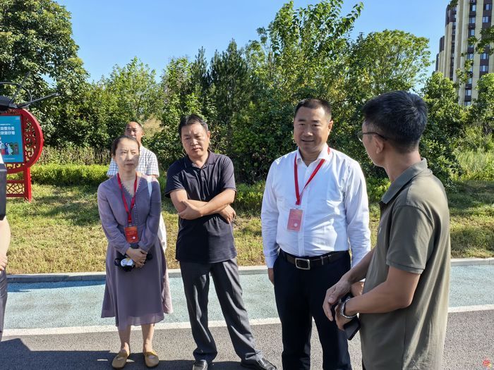 让百姓从“赏绿”到“享绿”  济南市政协月度商量推进绿地开放共享