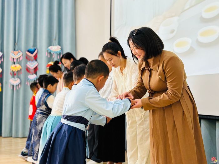 母爱无声 恩情永镌 ——济南市槐荫区礼乐佳苑幼儿园雅苑分园念母恩主题活动
