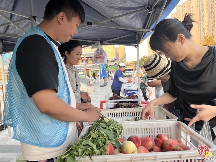  Take a big bite of meat! The "Spring People's Livestock Feast" is full of fragrance, and the citizens' "food" is lingering