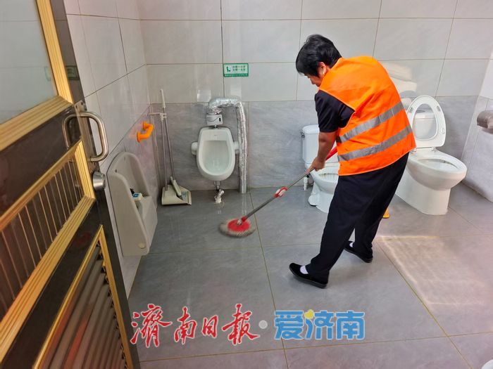 济阳区环卫管护中心扎实推进环境卫生保障工作