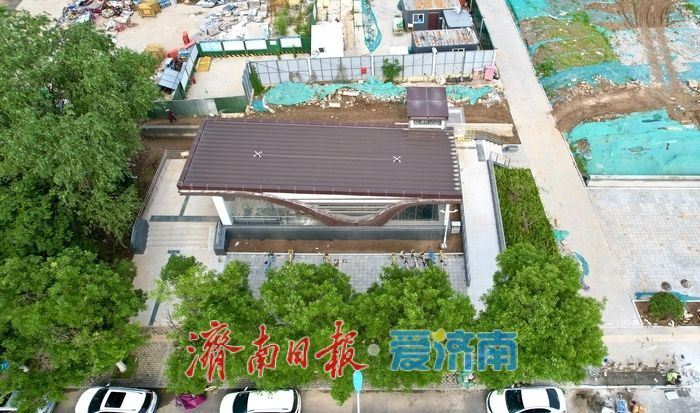 记者探访济南轨交6号线中央公园站：部分围挡拆除，车站雏形显现