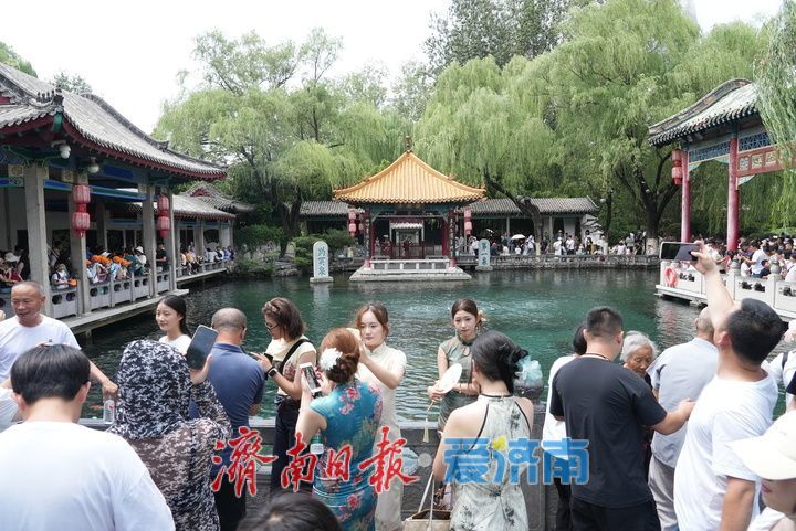 趵突泉再涨18厘米，跃居近十年地下水位历史同期第三位