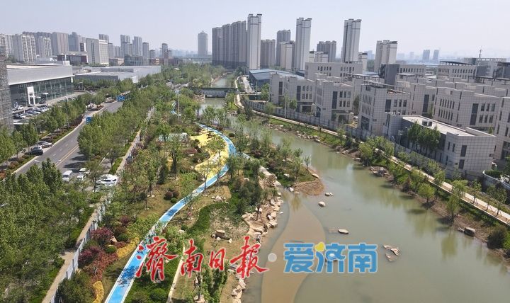 河底开挖绿化两岸，北太平河变身“景观河”