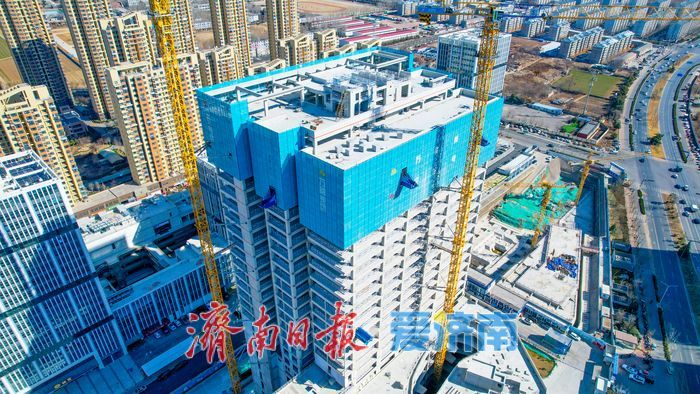 项目强省会｜TOD商业综合体新进展！万融广场（腊山店）一期封顶