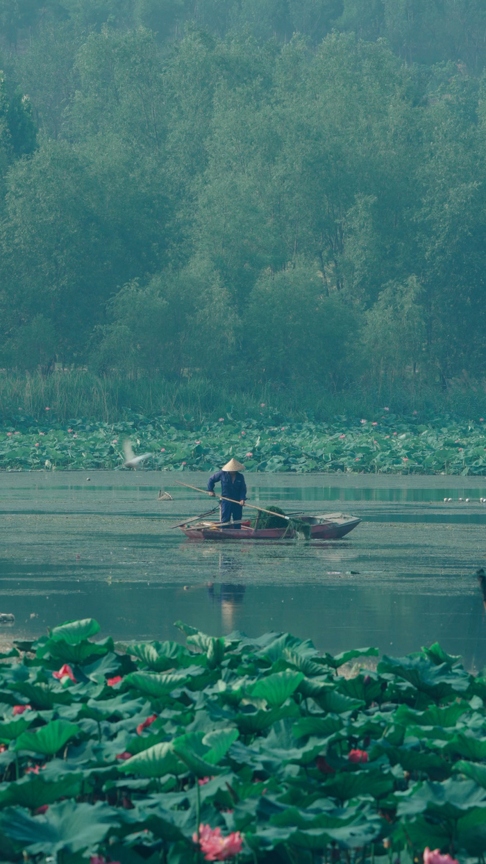 在华山邂逅现代版的“孤舟蓑笠翁”