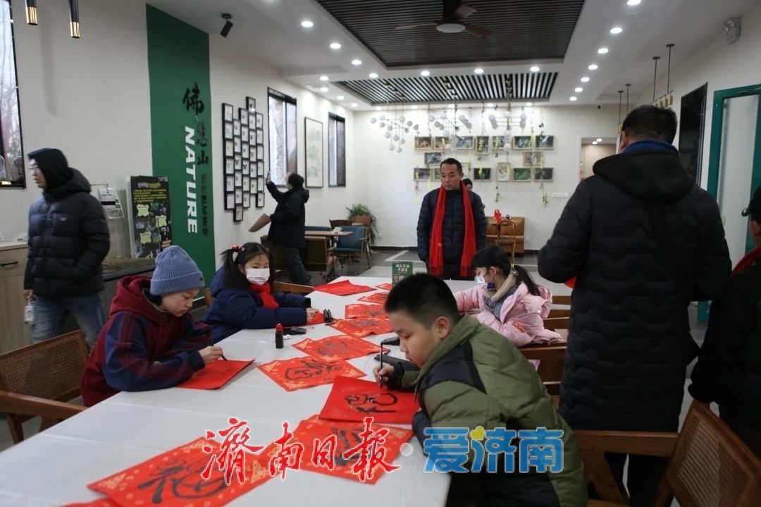 “泉”在济南过大年｜“一城山色·登山打卡”登高贺岁闹新春