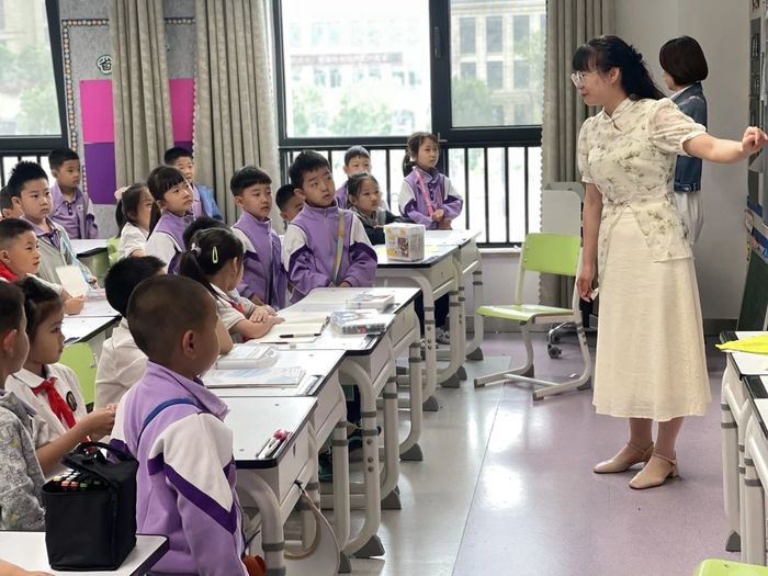 你好，小学！孩子们踏着小满的脚步开启衔接之行