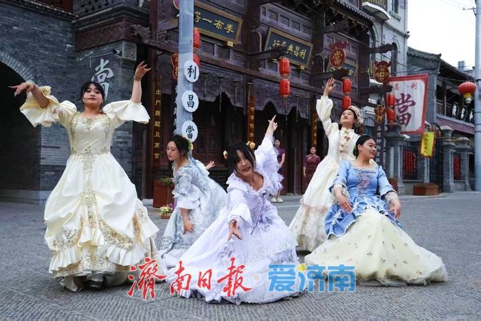 一张票看百场演出！济南电影幻城五一假期献国潮文化盛宴