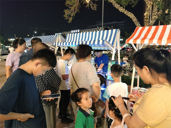 “豪华”市集阵容亮相泉城