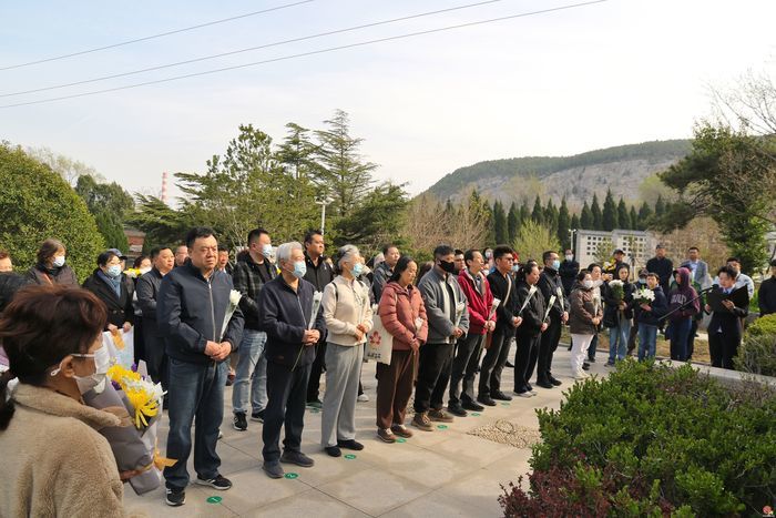 繁花伴长眠 文明润泉城——济南市玉函山安息园集体花坛葬践行绿色殡葬新风