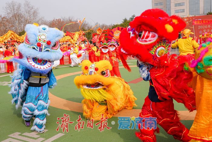 马跃新春闹元宵 民俗展演庆佳节