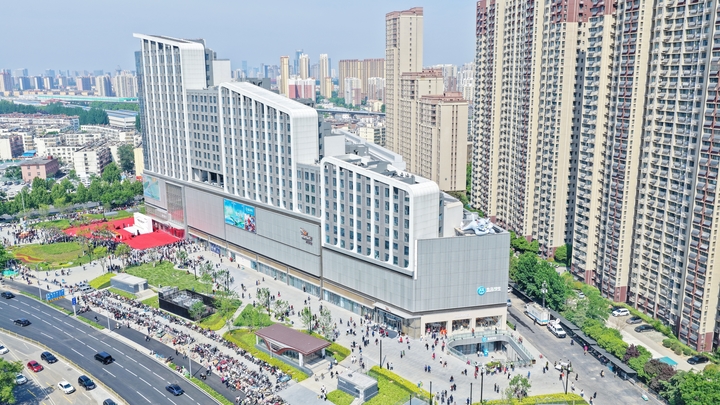 全国首个万象里落地济南！华润济南槐荫万象里今日盛大开业