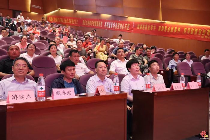 党建引领铸忠魂 绣惠街道举办庆祝建党103周年文艺演出活动