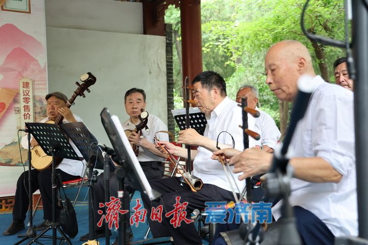千佛山端午嘉年华启幕  美食戏曲齐绘粽香盛景
