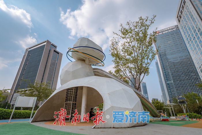 一年四季 泉在济南丨济南绸带公园：都市里的生态休闲乐园