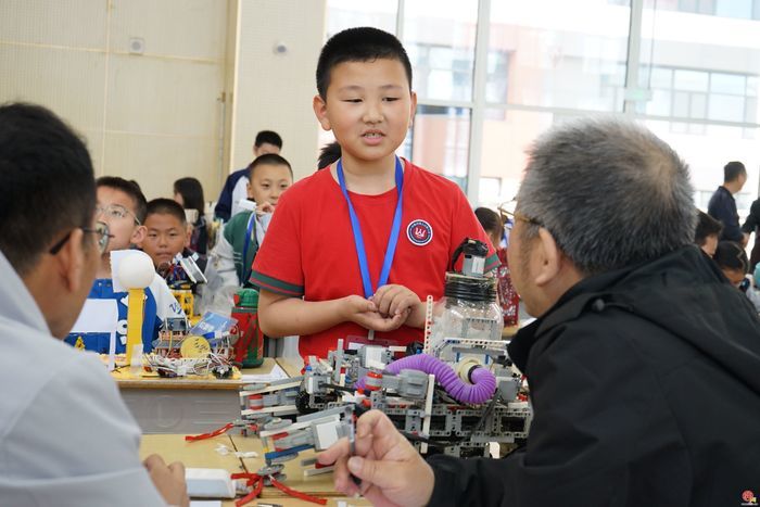 2026年济南市学生数字素养提升实践活动暨济南市中小学生创客大赛成功举办