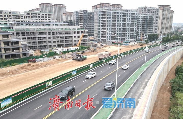 项目强省会｜打通东部城区主干道“断头路”，凤鸣路南端新建道路半幅开放通行