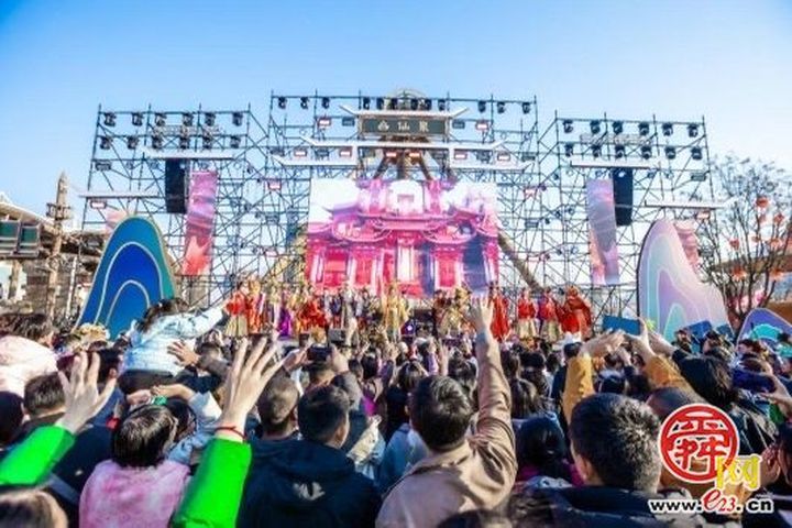 海陆仙年·双园共沸 济南融创文旅城新春盛典火热上演，全景沉浸式年味体验燃爆泉城春节档