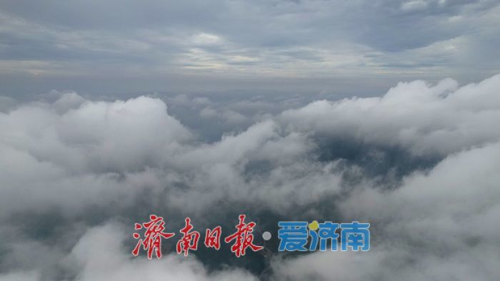 一年四季 泉在济南丨云雾翻涌似仙境！济南上空现云海景观，云海延时摄影来了