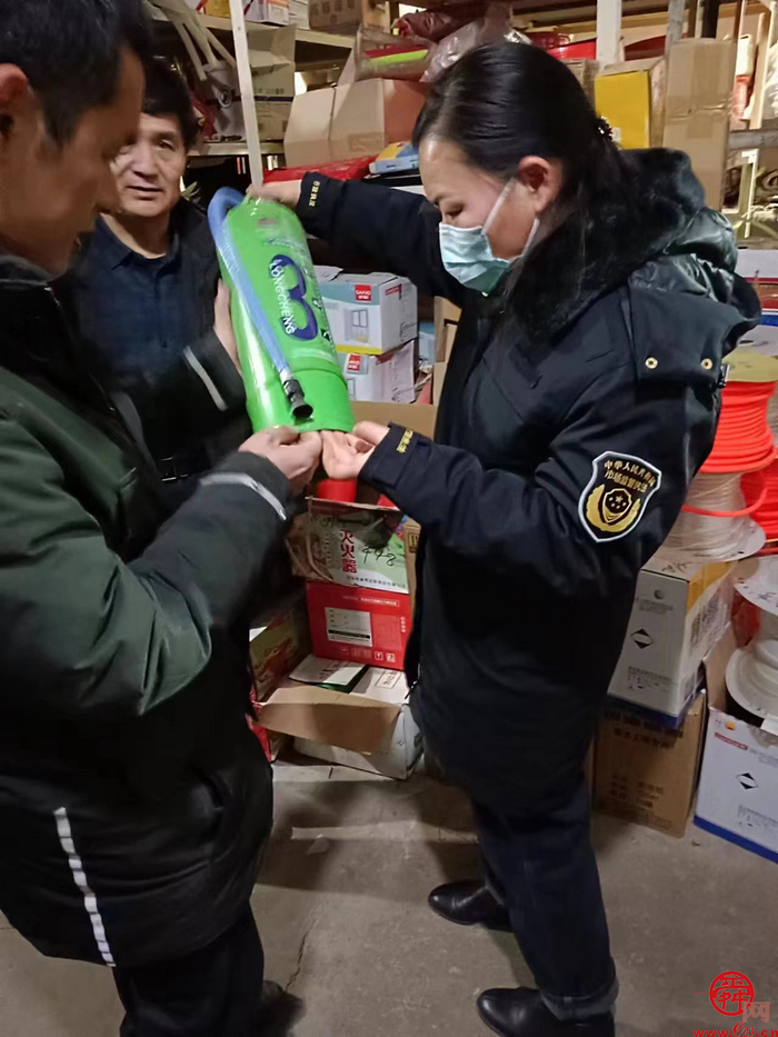 网络中国节·春节｜全力守护“泉”在济南过大年市场秩序