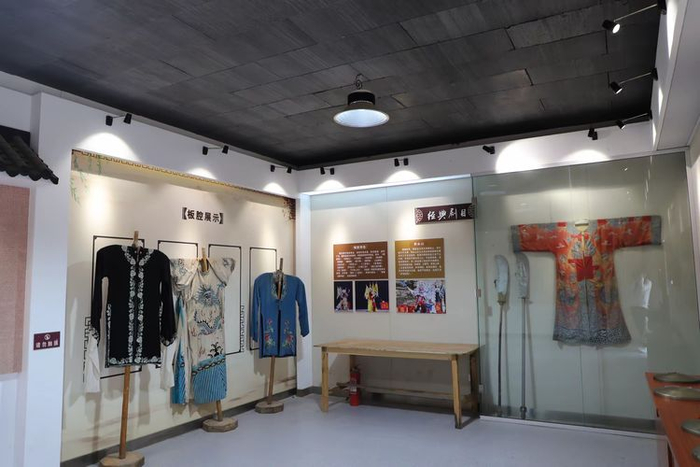 杨立新、宋小川、裘芸等名家齐聚，只为济南这个乡村戏剧节