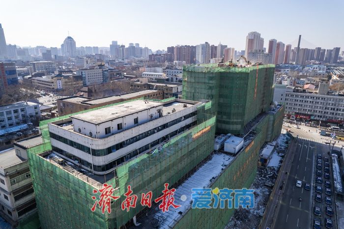 项目强省会｜天龙大厦拆除高效推进，济南站南广场改造按下“快进键”