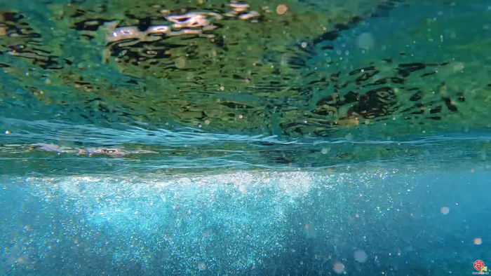 泉源上奋 水涌若轮 2025年10月15日 趵突泉地下水位攀升至30.32米 为1966年以来历史最高水位！