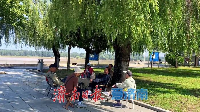 秋日里的百里黄河风景区：鹊华揽胜景，岸边享悠然