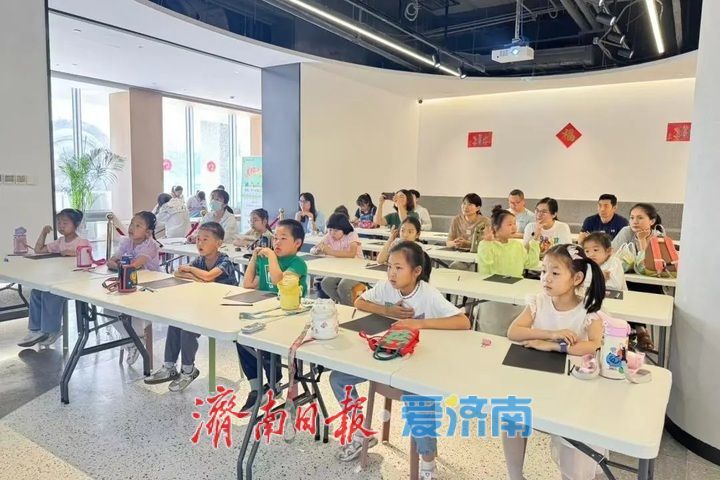 一年四季 泉在济南丨济南韩美林艺术馆里，童心“刮”出奇妙动物世界