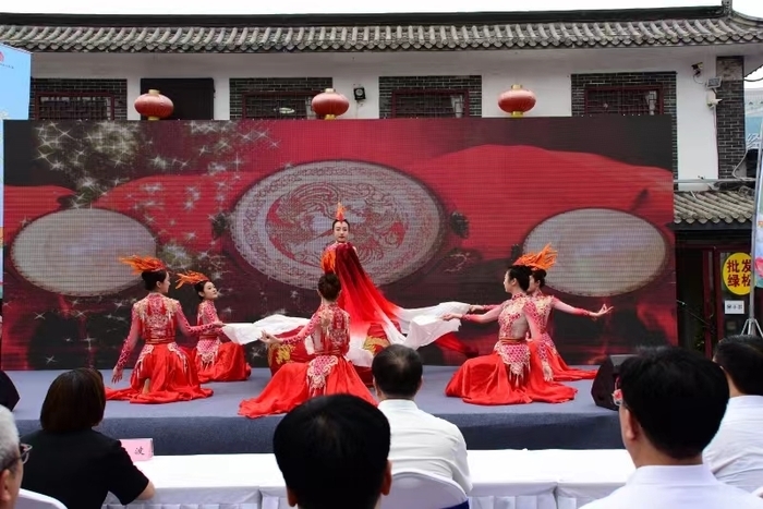 古韵融今风， 英雄山1992文化产业园开门纳客