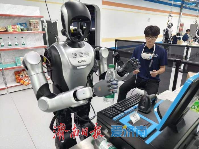 济南打响机器人“作业模式”攻坚战：建设百万级别“数据工厂” “实景练兵”不搞花架子！
