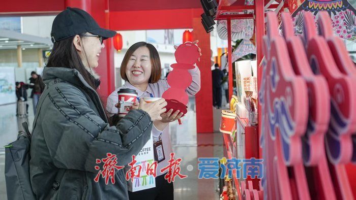 山东机场春节期间保障旅客吞吐量近百万人次