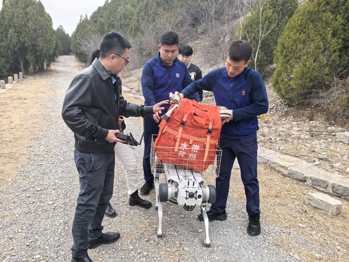 “AI员工”上岗森林消防，爬山健步如飞，能听懂三语指令
