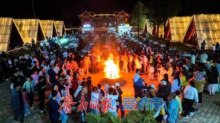 “花”样宠客，九如山五一假期，人气“爆”了