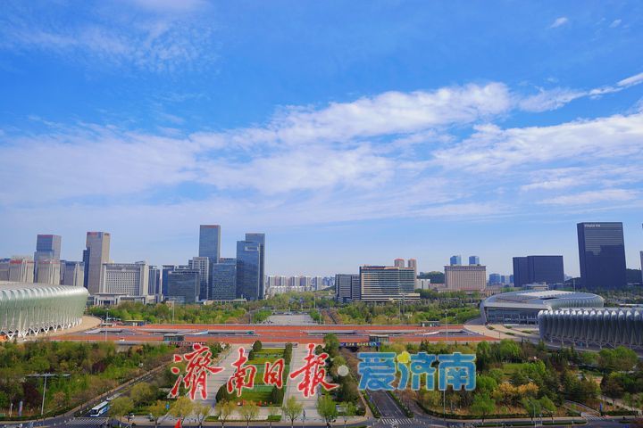 一年四季 泉在济南丨泉城蓝刷屏 满目皆清新