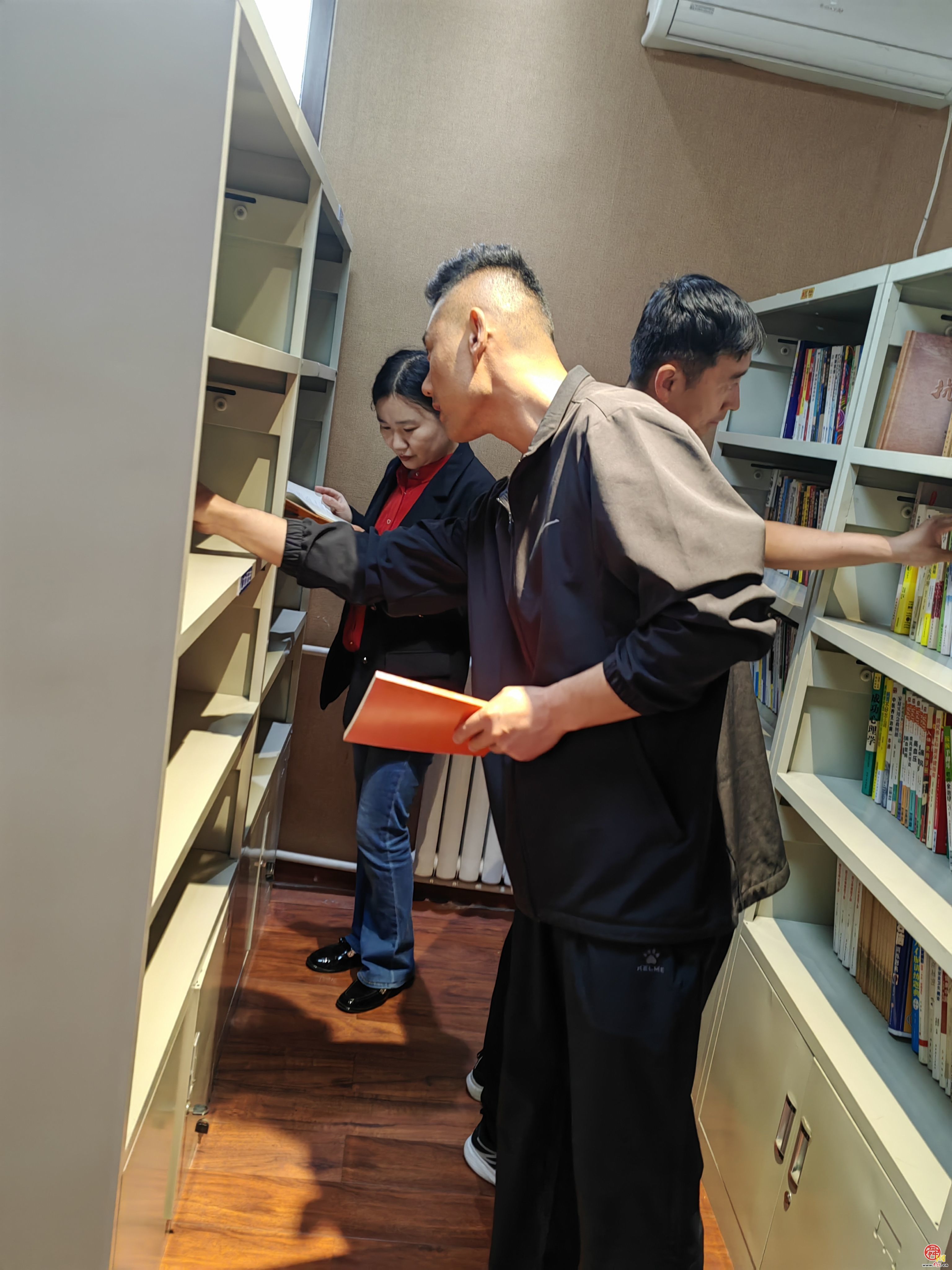 济南市机扫大队举行庆祝青年节活动