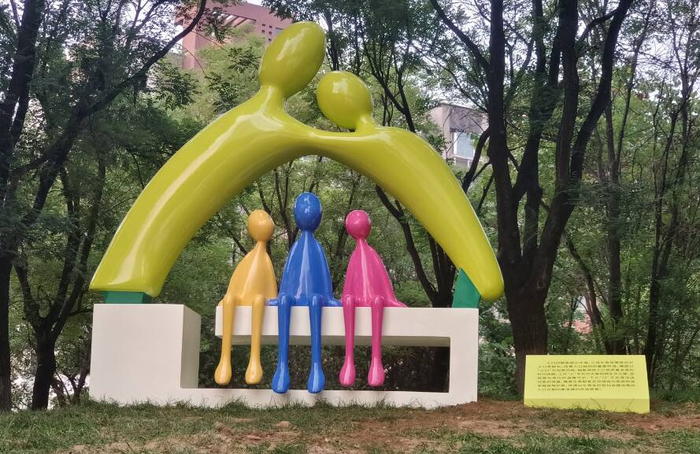 泉城首个生育友好主题公园开园！沉浸式场景解锁婚育文化新体验