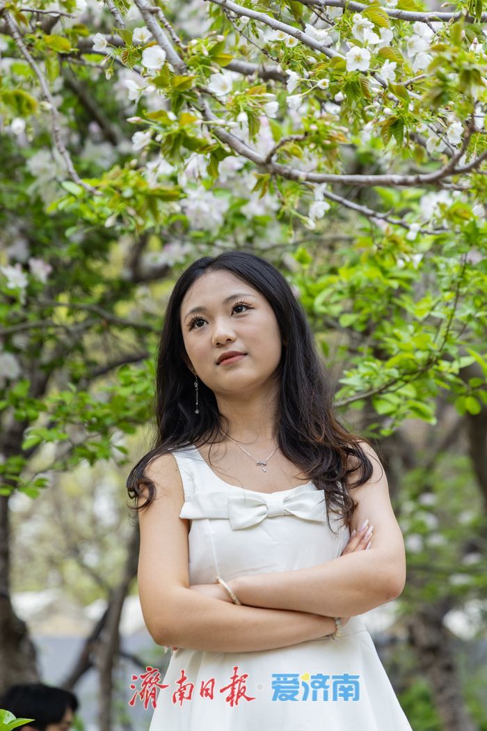 一年四季 泉在济南丨樱花海棠相竞艳，泉城春色醉游人