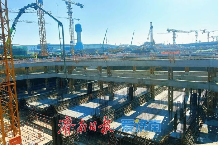 地下21米“种”荷花，济滨高铁遥墙机场站要“开”了！