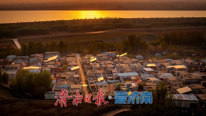 水天一色！济南小清河源头湿地公园邂逅绝美落日