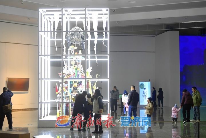 走进“人智时代”，第三届济南国际双年展开展