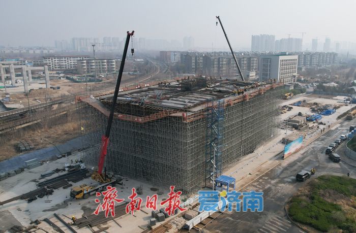 腊山河西路北延项目按下复工复产 “快进键”