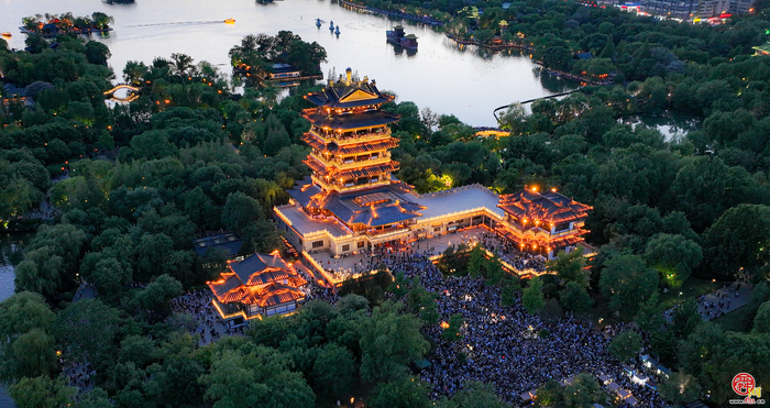 寻找“超然老师儿”： 2026“超然楼楼主”奔现日招募 新年免费玩转超然楼