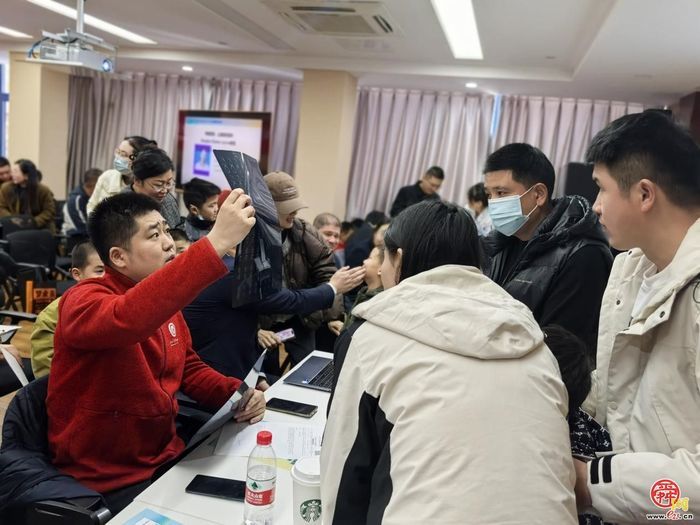 山东大学附属儿童医院康复科成功举办“一城一医”2025年罕见病DMD国际康复治疗培训及巡讲会