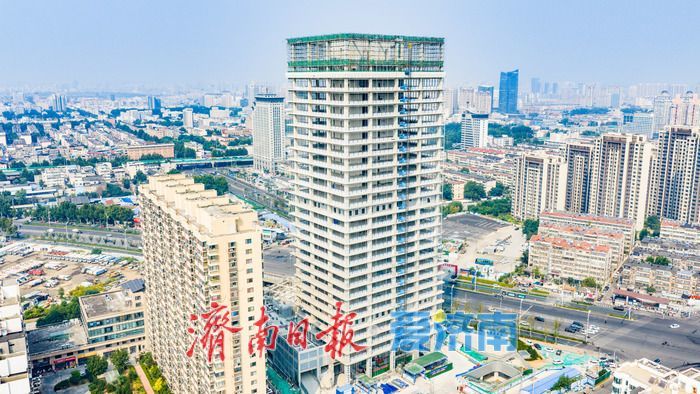 科创载体拔节生长 济南CBD西片区创新发展中心外立面施工推进